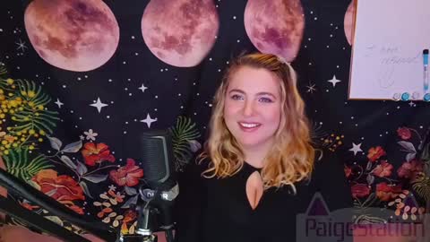 Snapshot of paigestation chatting on January 24, 2025, 2:07 am PaigeStation online show from January 24, 2025, 2:07 am