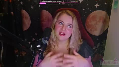 Snapshot of paigestation chatting on October 27, 2025, 10:47 pm PaigeStation online show from October 27, 2025, 10:47 pm