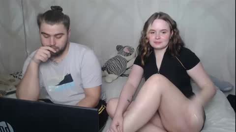 Snapshot of pair_of_gods chatting on January 12, 2025, 3:14 pm Lizzi  Igor online show from January 12, 2025, 3:14 pm