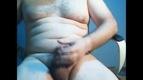 Snapshot of pajero1976 chatting on October 15, 2025, 7:08 am pajero1976 online show from October 15, 2025, 7:08 am