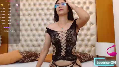 Snapshot of pamelaponce chatting on March 5, 2025, 12:11 pm Pamela Ponce online show from March 5, 2025, 12:11 pm