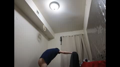 Snapshot of pantslesstraveler_plt chatting on January 9, 2025, 3:23 pm PantsLessTraveler online show from January 9, 2025, 3:23 pm