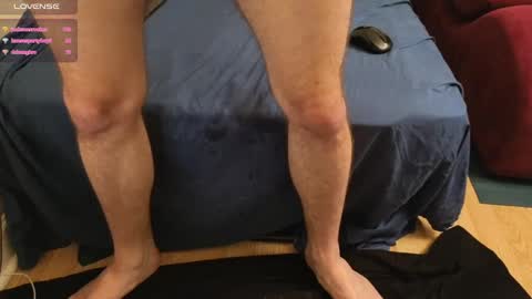 Snapshot of pantslesstraveler_plt chatting on March 7, 2025, 3:29 am PantsLessTraveler online show from March 7, 2025, 3:29 am