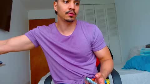 Snapshot of paolo_savanna chatting on September 28, 2025, 4:45 pm paolo_savanna online show from September 28, 2025, 4:45 pm