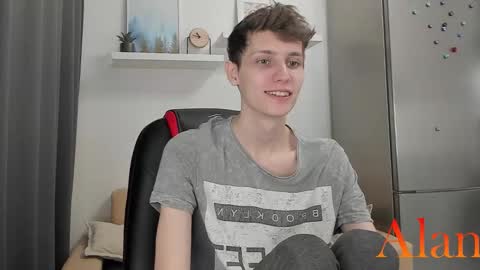 Snapshot of passionprince69 chatting on October 6, 2025, 3:42 pm Alan online show from October 6, 2025, 3:42 pm