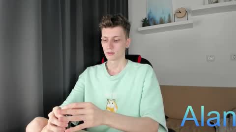 Snapshot of passionprince69 chatting on October 18, 2025, 3:35 pm Alan online show from October 18, 2025, 3:35 pm