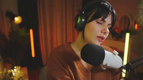 Snapshot of patricia_bennett chatting on December 15, 2024, 6:15 pm Patricia online show from December 15, 2024, 6:15 pm