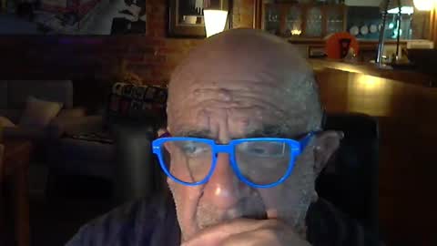 Snapshot of patvac chatting on January 6, 2025, 2:03 pm patvac online show from January 6, 2025, 2:03 pm