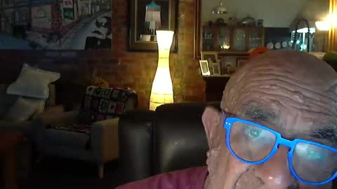 Snapshot of patvac chatting on January 11, 2025, 2:36 pm patvac online show from January 11, 2025, 2:36 pm