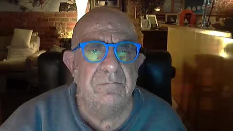 Snapshot of patvac chatting on September 9, 2025, 2:49 pm patvac online show from September 9, 2025, 2:49 pm