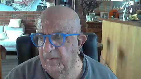 Snapshot of patvac chatting on September 19, 2025, 2:35 am patvac online show from September 19, 2025, 2:35 am