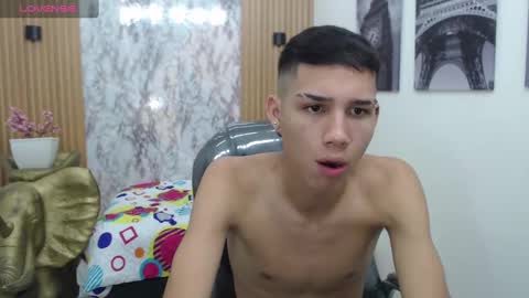 Snapshot of paul_ponce chatting on October 19, 2025, 12:39 pm PAUL online show from October 19, 2025, 12:39 pm