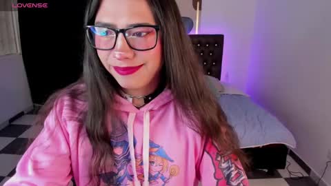 Snapshot of paula_kawaiifu chatting on January 18, 2025, 2:12 pm CALL ME PAULA  online show from January 18, 2025, 2:12 pm