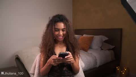 Snapshot of paulacora100 chatting on January 9, 2025, 2:22 am Paula online show from January 9, 2025, 2:22 am