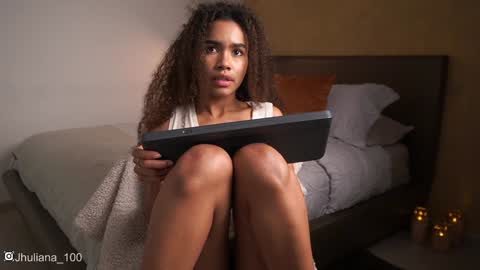 Snapshot of paulacora100 chatting on January 10, 2025, 4:01 am Paula online show from January 10, 2025, 4:01 am