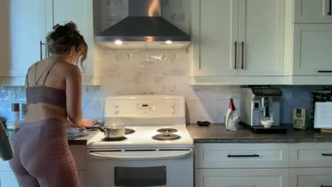 Snapshot of paulilafay chatting on September 16, 2025, 1:34 pm Paulila  Fay online show from September 16, 2025, 1:34 pm