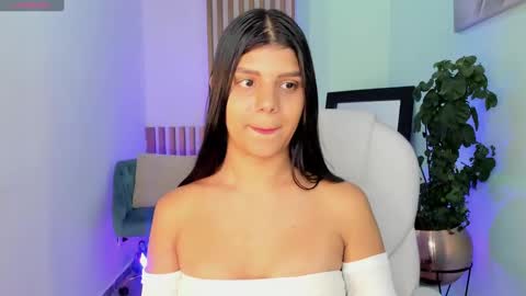 Snapshot of paulinabelle chatting on January 12, 2025, 10:23 am Paulina Belle online show from January 12, 2025, 10:23 am