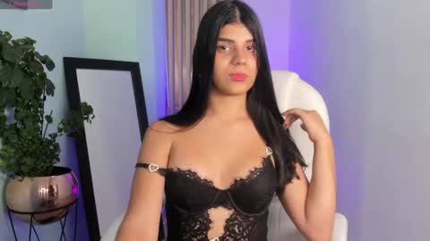 Snapshot of paulinabelle chatting on January 26, 2025, 7:42 am Paulina Belle online show from January 26, 2025, 7:42 am
