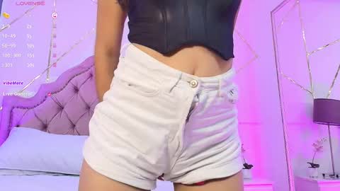 Snapshot of paulinabelle chatting on March 2, 2025, 3:27 pm Paulina Belle online show from March 2, 2025, 3:27 pm