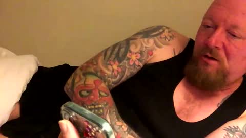 Snapshot of paulyb445 chatting on October 29, 2025, 3:42 am paulyb445 online show from October 29, 2025, 3:42 am