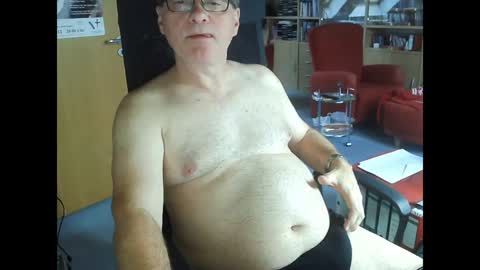 Snapshot of pavlovsdog2006 chatting on January 23, 2025, 9:18 am Pavlov aka Peter online show from January 23, 2025, 9:18 am