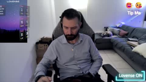 Snapshot of pc92160 chatting on November 10, 2025, 5:23 pm pc92160 online show from November 10, 2025, 5:23 pm