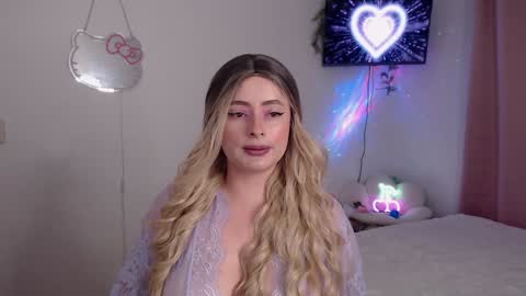 peacherry_ online show from January 28, 2025, 1:08 am