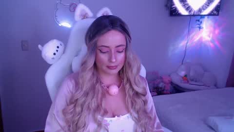 Snapshot of peacherry_ chatting on February 8, 2025, 3:30 am peacherry_ online show from February 8, 2025, 3:30 am