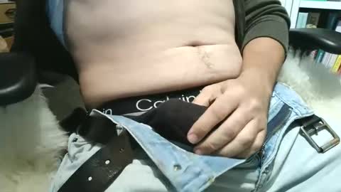 Snapshot of peacheshubby chatting on September 11, 2025, 3:01 pm hard4u online show from September 11, 2025, 3:01 pm