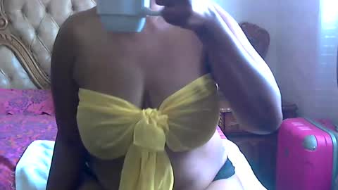 pearassmmm online show from February 13, 2025, 7:03 am