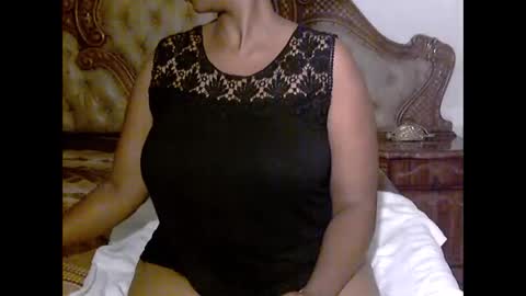 pearassmmm online show from March 2, 2025, 11:20 pm