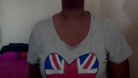 pearassmmm online show from October 22, 2025, 12:27 pm