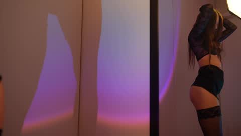 Snapshot of pelagy chatting on December 12, 2024, 6:10 pm Pelagy Show time 2-10 pm Dubai time zone online show from December 12, 2024, 6:10 pm