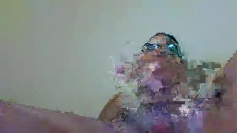 Snapshot of petardoxxxx chatting on February 10, 2025, 1:24 am Isaa online show from February 10, 2025, 1:24 am