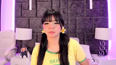 Snapshot of petit_rosseowo chatting on January 13, 2025, 10:35 pm Im Rosse but u can call me Rossie or Rosita . online show from January 13, 2025, 10:35 pm