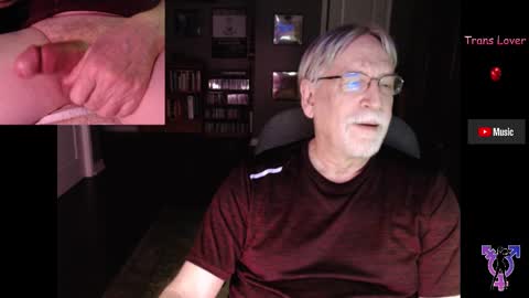 Snapshot of pghk2000 chatting on February 9, 2025, 6:11 am George online show from February 9, 2025, 6:11 am