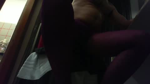 ph20den online show from February 25, 2025, 9:35 pm