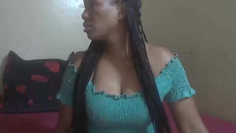 Snapshot of phoenixcandy chatting on January 11, 2025, 6:33 pm phoenixcandy online show from January 11, 2025, 6:33 pm