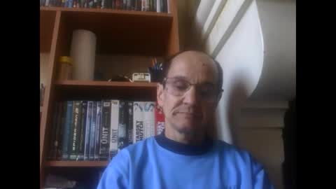 Snapshot of pichoun71 chatting on February 23, 2025, 1:42 pm pichoun71 online show from February 23, 2025, 1:42 pm