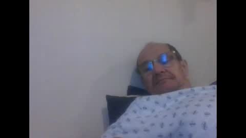 Snapshot of pichoun71 chatting on September 13, 2025, 7:19 am pichoun71 online show from September 13, 2025, 7:19 am