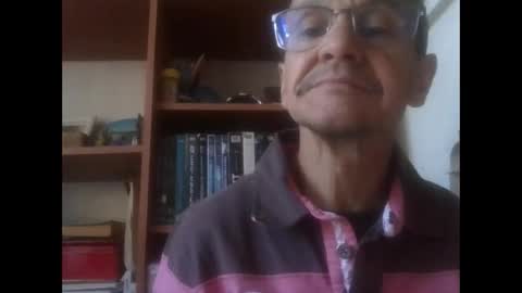Snapshot of pichoun71 chatting on September 26, 2025, 7:23 am pichoun71 online show from September 26, 2025, 7:23 am