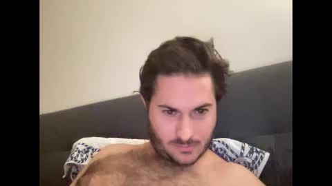 Snapshot of pierrot462900 chatting on December 25, 2024, 5:58 am pierrot462900 online show from December 25, 2024, 5:58 am