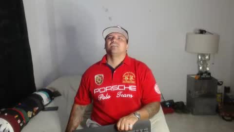 Snapshot of pikoro_gomez chatting on January 10, 2025, 7:14 am pikoro_gomez online show from January 10, 2025, 7:14 am