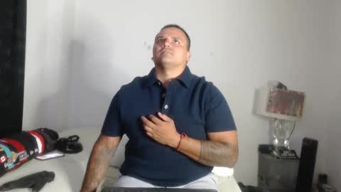 pikoro_gomez online show from March 4, 2025, 10:49 pm