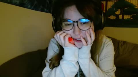 PilloGoddess online show from January 25, 2025, 6:55 am