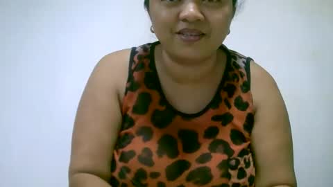 Snapshot of pinaybigboobs4u chatting on February 27, 2025, 5:34 am pinaybigboobs4u online show from February 27, 2025, 5:34 am