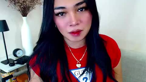 Snapshot of pinaymorena69 chatting on January 8, 2025, 5:27 am Just cath  online show from January 8, 2025, 5:27 am