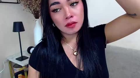 Snapshot of pinaymorena69 chatting on January 31, 2025, 12:51 pm Just cath  online show from January 31, 2025, 12:51 pm