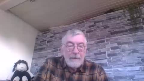 Snapshot of pinholder chatting on October 30, 2025, 8:05 am Michael online show from October 30, 2025, 8:05 am