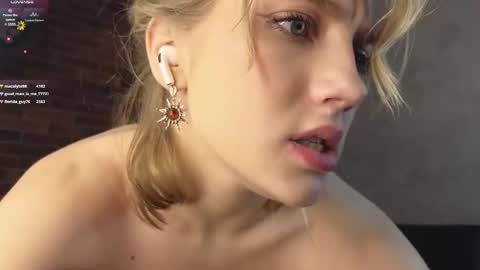 Snapshot of pinkadele chatting on January 8, 2025, 1:53 am Adele online show from January 8, 2025, 1:53 am